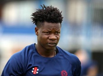 IPL 2022: Lucknow Super Giants sign Zimbabwe pacer Blessing Muzarabani as Mark Wood’s replacement - Report